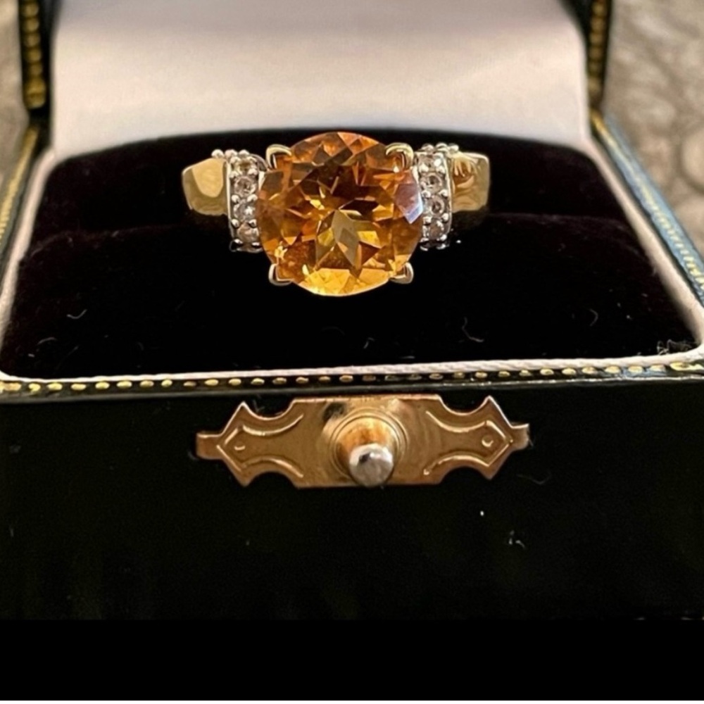 Gold and Silver Ring with Amber Gemstone
